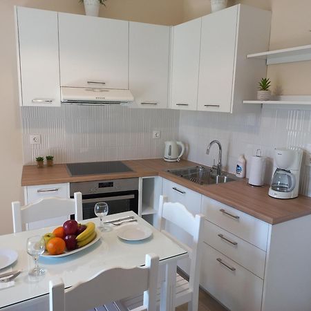 Villa Tina Country Beach Apartments Acharavi  Bagian luar foto